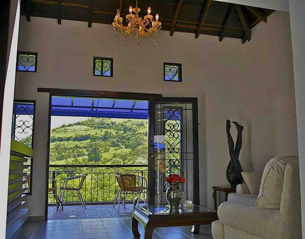 Hotel Sierra De La Cruz Valle de San Jose Bagian luar foto